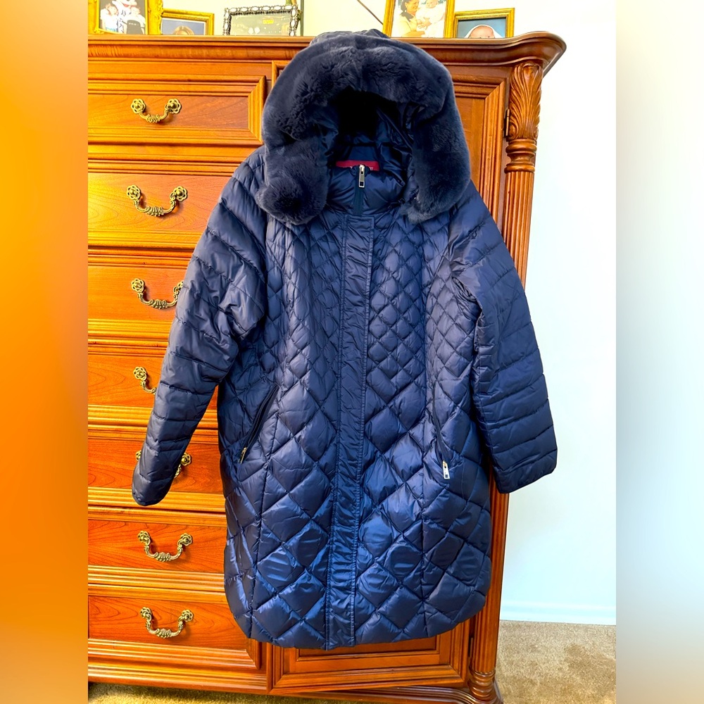 Marina Rinaldi puffer coat in Navy with Fur Trimmed Hood!